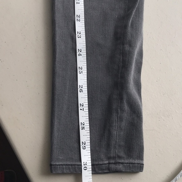 True Religion Women's Mid Rise Halle Biker Skinny Jean Faded Black Size 26 - Picture 11 of 14